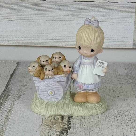 Precious Moments God loveth a cheerful giver 1977 Jonathan David figurine - Picture 1 of 5